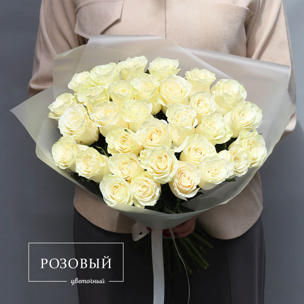 Букет из 31 белой розы