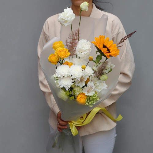 Букет с подсолнухом "Восход"