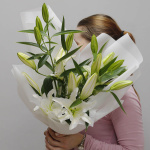 Букет из 3 белых лилий