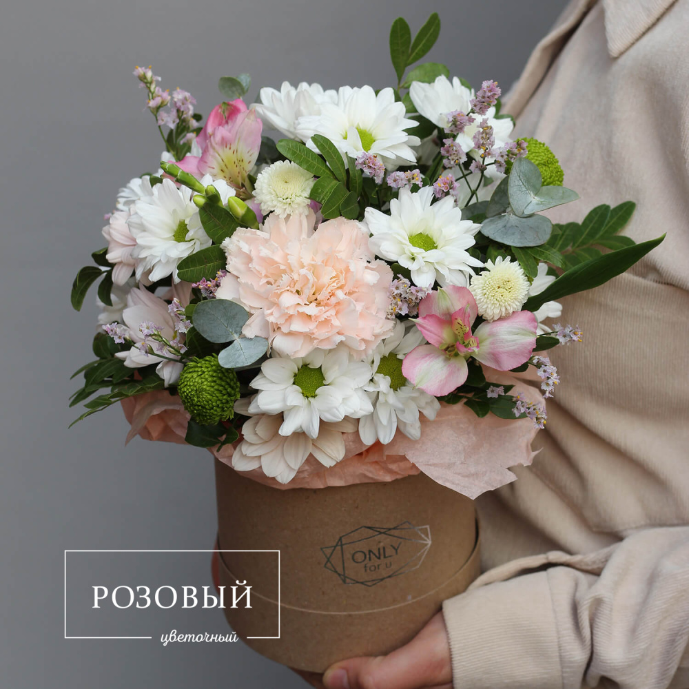 Букет в коробке "Знак внимания"