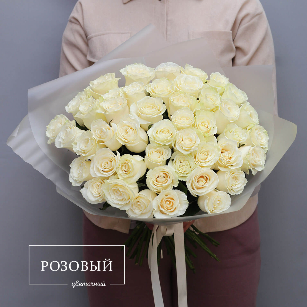 Букет из 45 белых роз