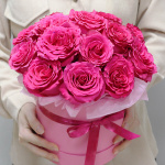Букет из 15 розовых роз в коробке