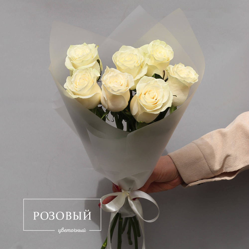 Букет из 7 белых роз