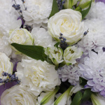 Букет с кустовой розой "Лиловый"