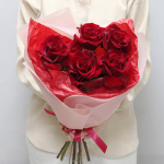 Букет из 5 красных французских роз