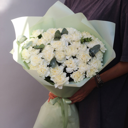 Букет из 35 гвоздик