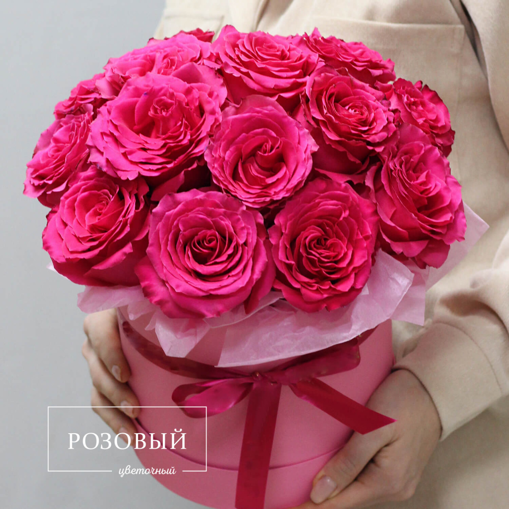 Букет из 15 розовых роз в коробке