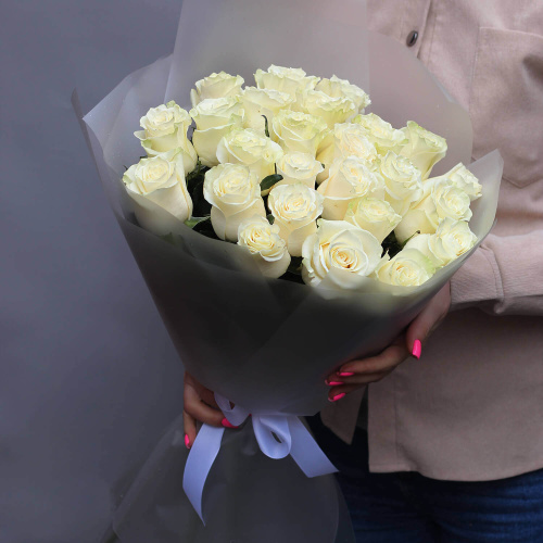 Букет из 25 белых роз