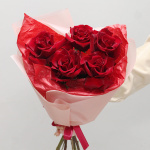 Букет из 5 красных французских роз