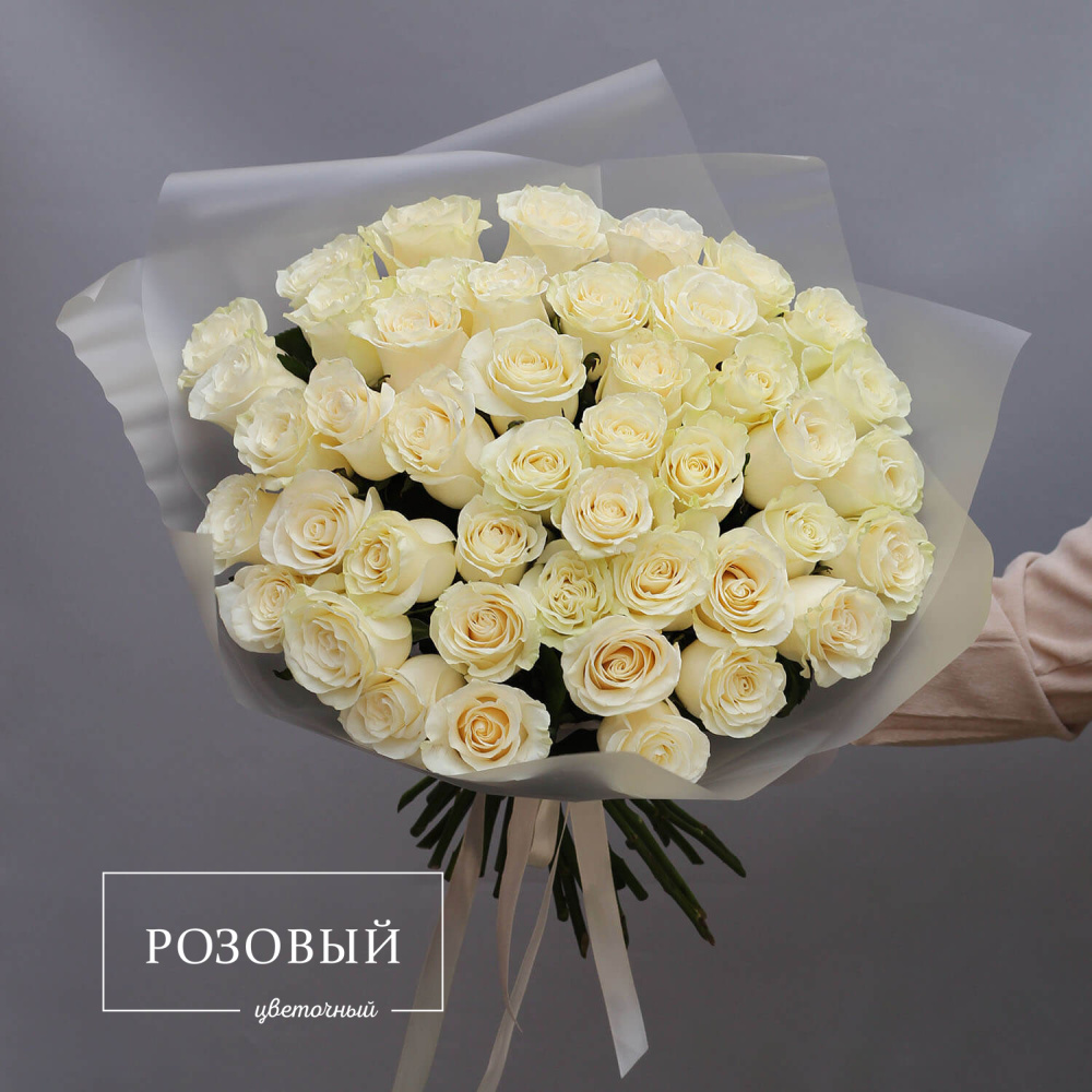 Букет из 45 белых роз