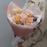 Букет из 5 пионовидных роз