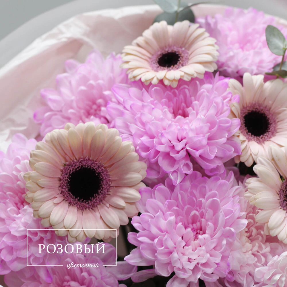 Букет из гербер и хризантем