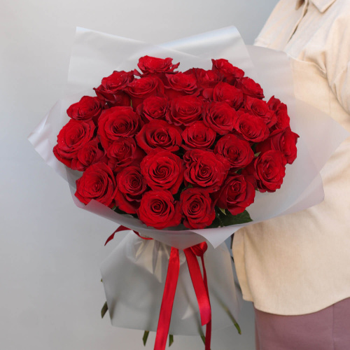 Букет из 31 красной розы