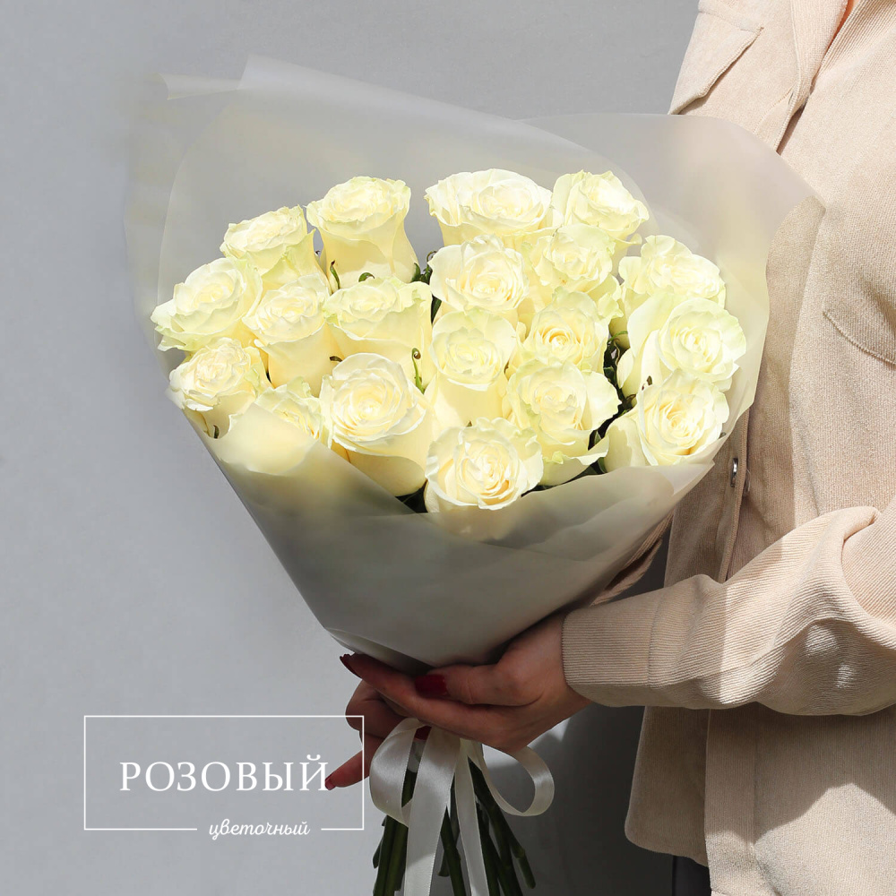 Букет из 19 белых роз