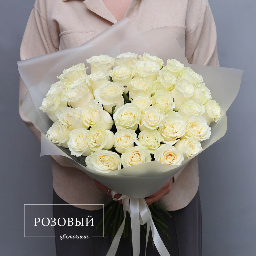 Букет из 37 белых роз