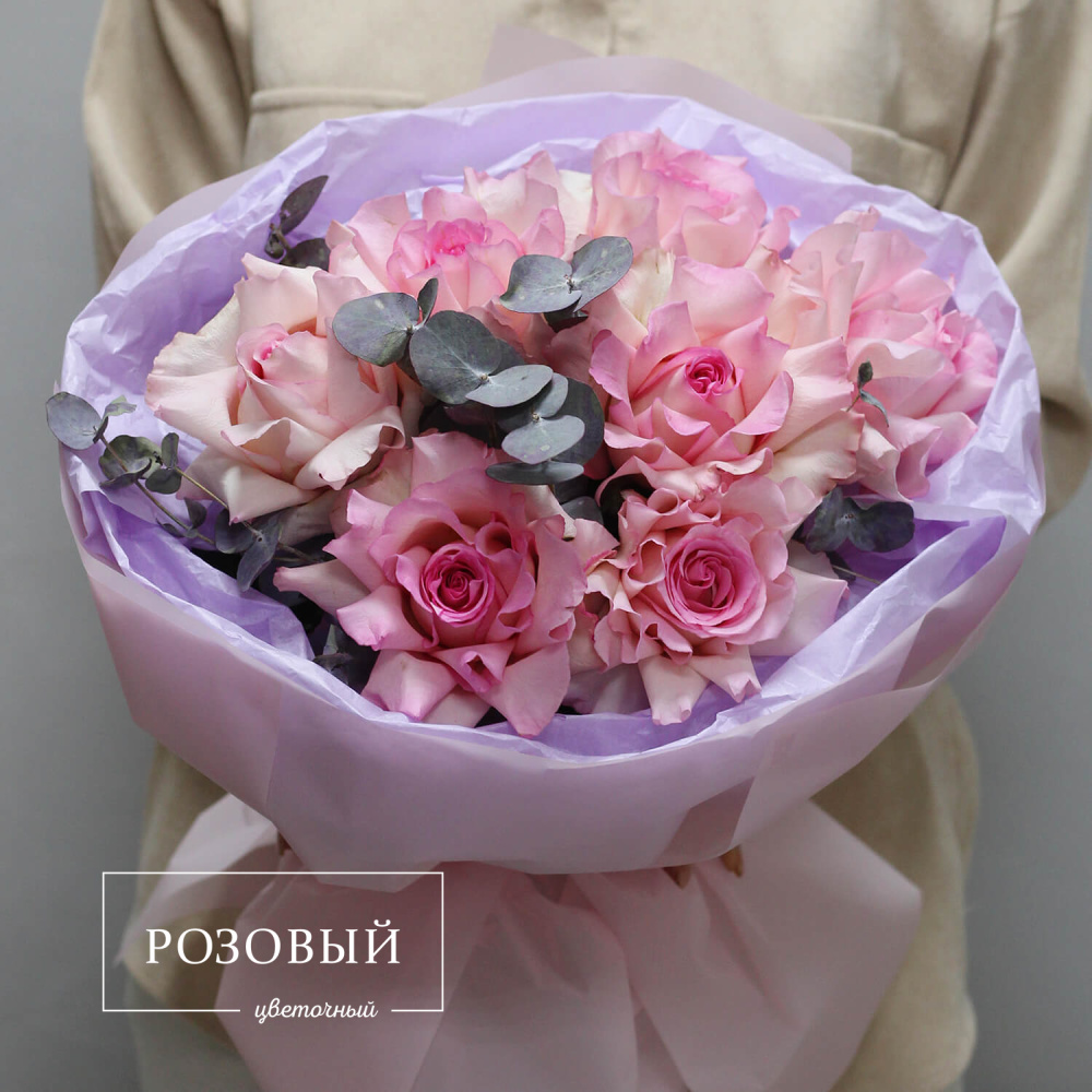 Букет из 7 розовых французских роз