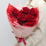 Букет из 5 красных французских роз