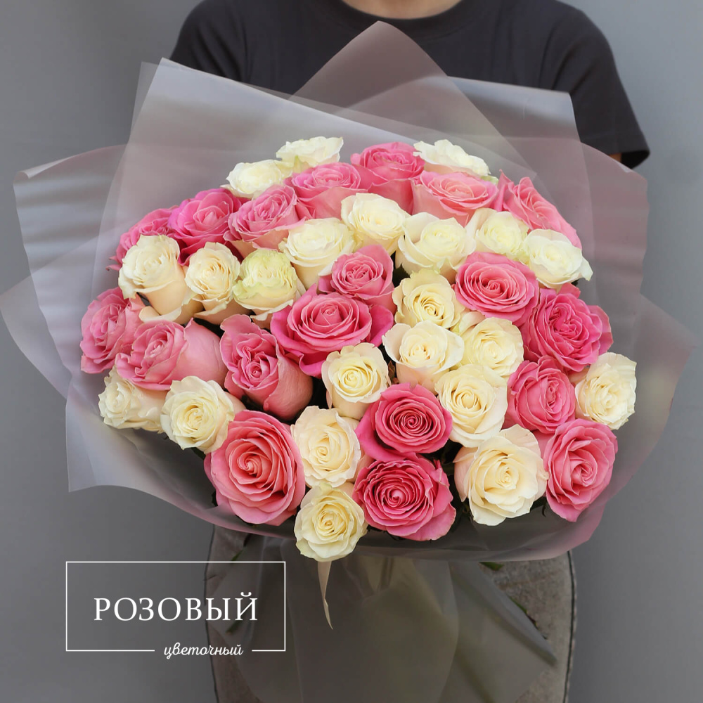 Букет из 41 разноцветной розы