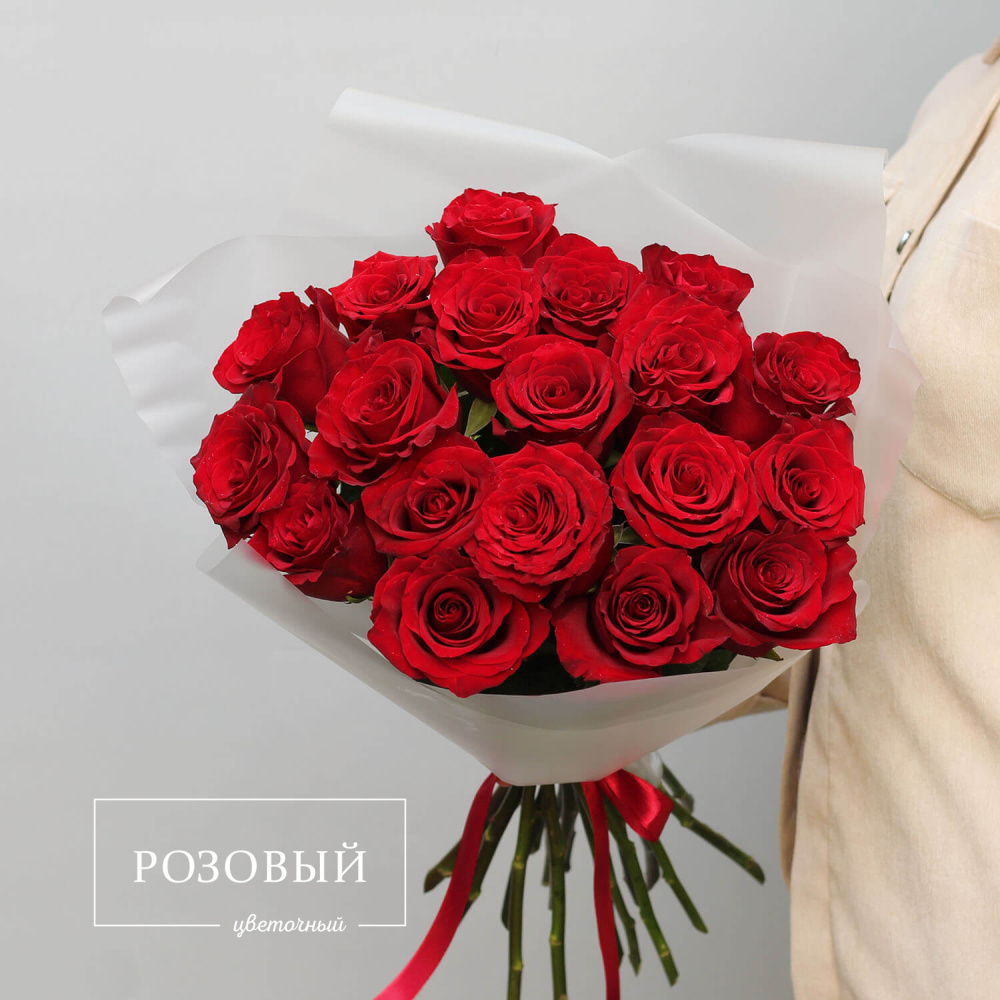 Букет из 19 красных роз
