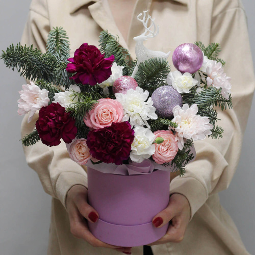 Новогодняя композиция с розами