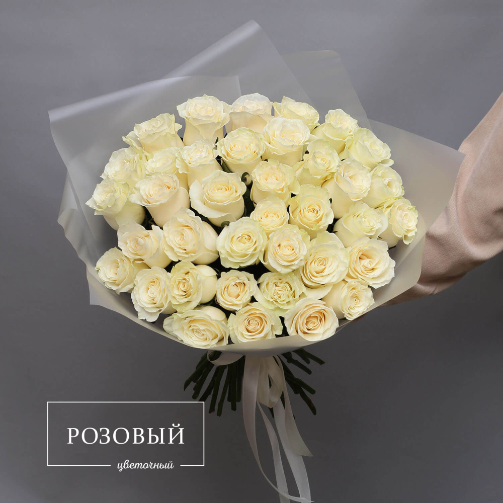 Букет из 37 белых роз