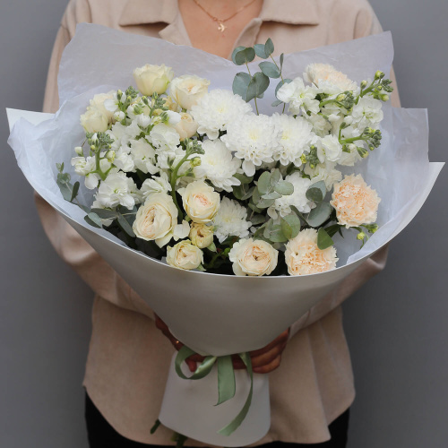 Нежно-кремовый букет