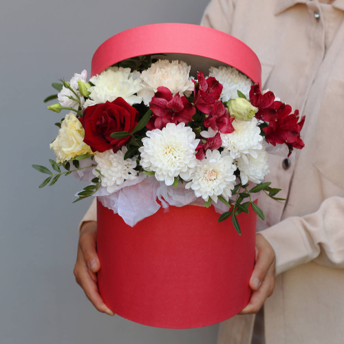 Букет в коробке "Скромность"