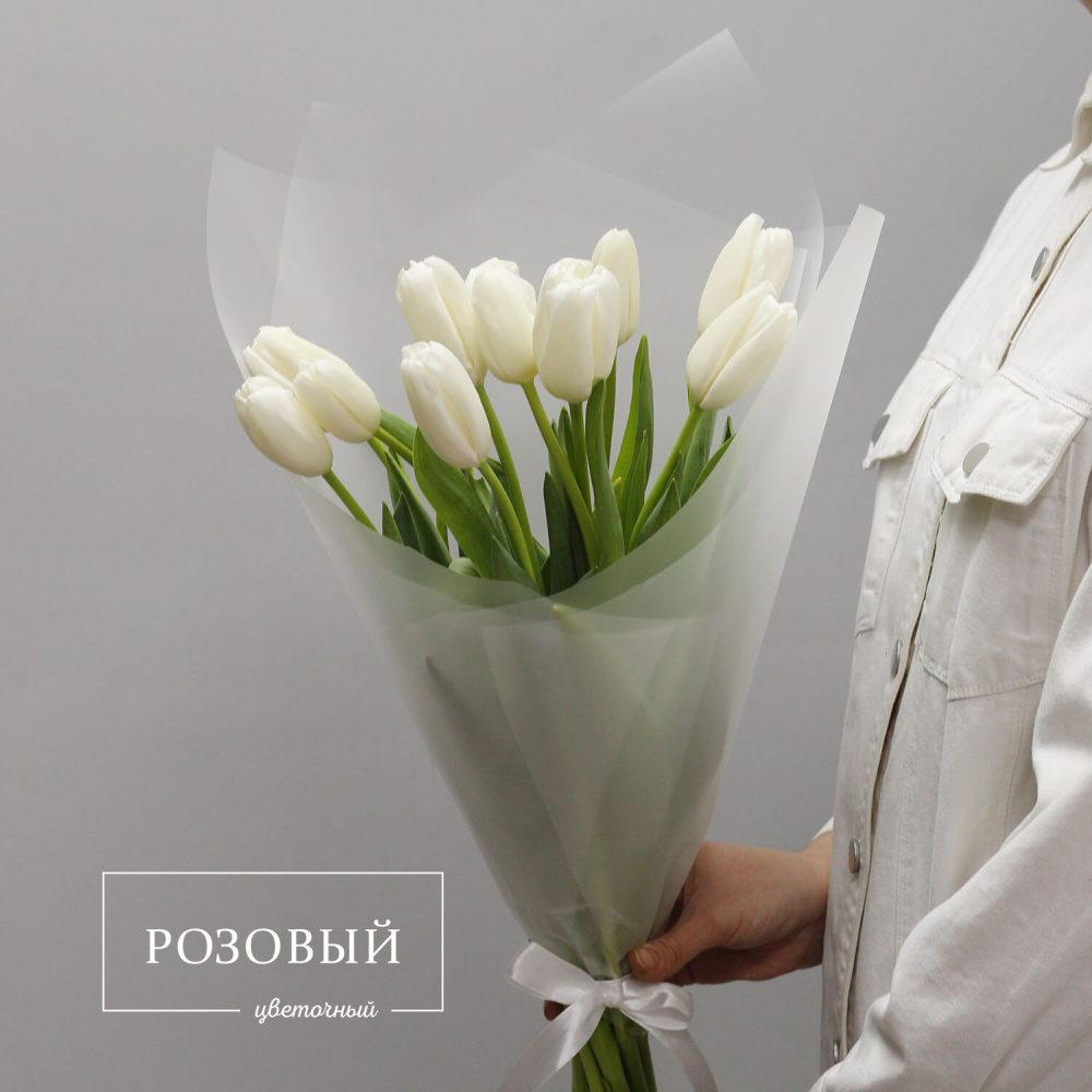 Букет из 11 белых тюльпанов