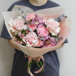 Букет с розами "Прекрасный день"