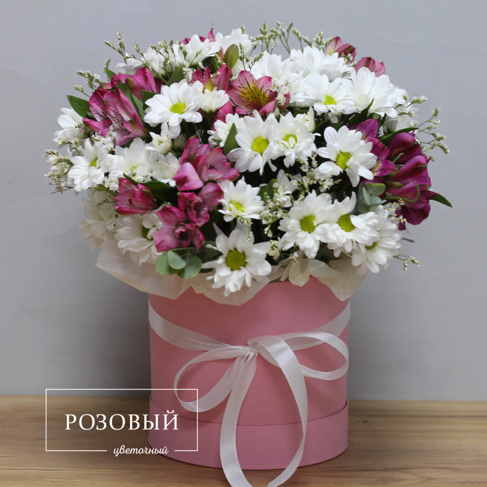 Букет в коробке "Симфония цвета"