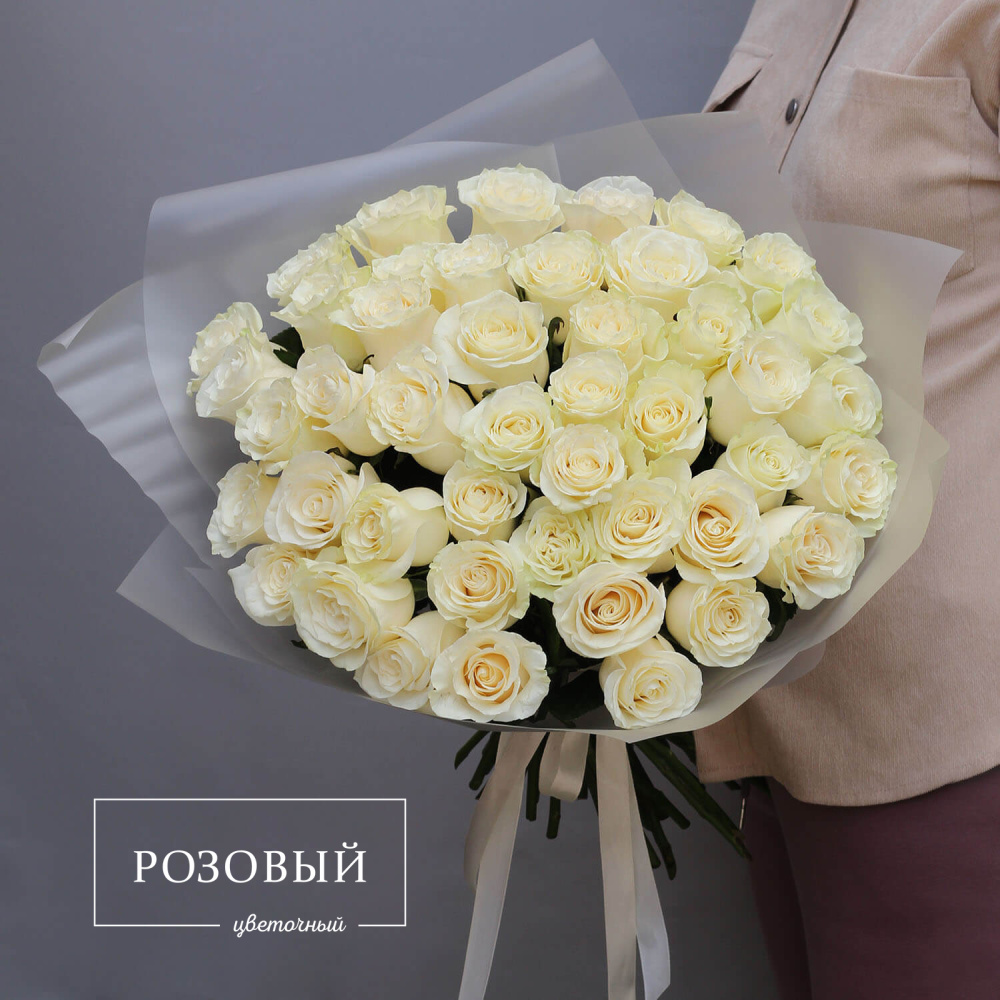 Букет из 45 белых роз