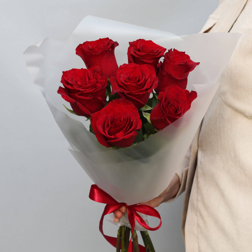 Букет из 7 красных роз