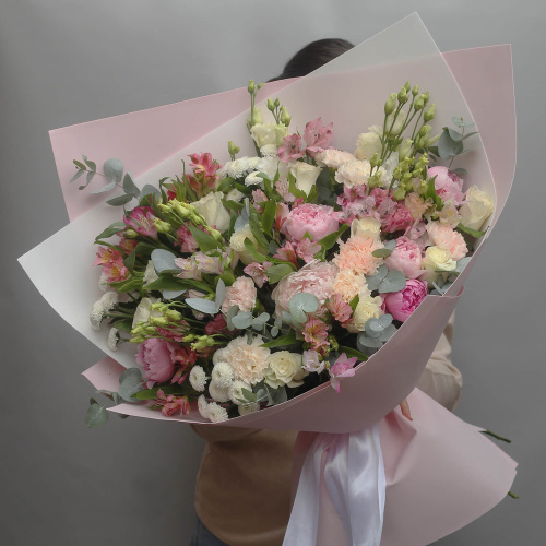 Букет "В центре внимания"