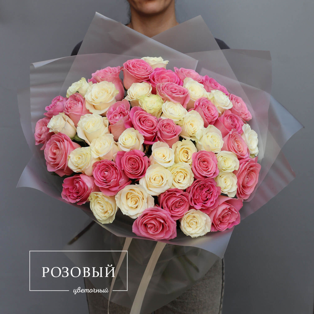 Букет из 51 разноцветоной розы