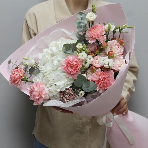 Букет с гортензией "Благоухание"