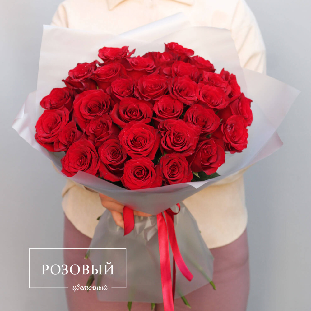 Букет из 31 красной розы